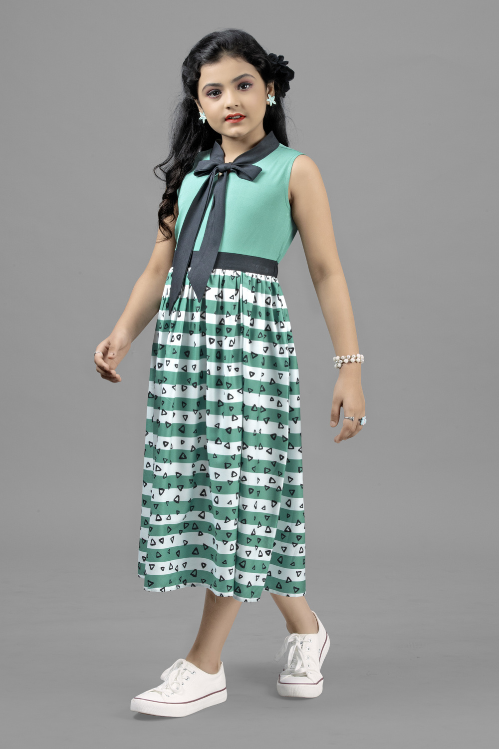 Fablina Flutter sleeves