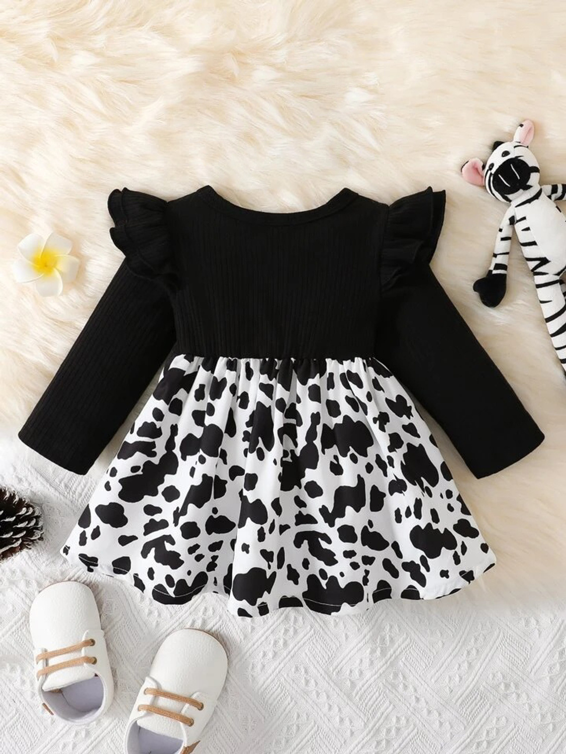 Parnika Black and white cow print