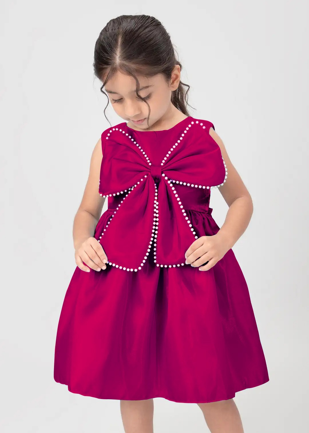 Parnika Sleeveless formal party dress