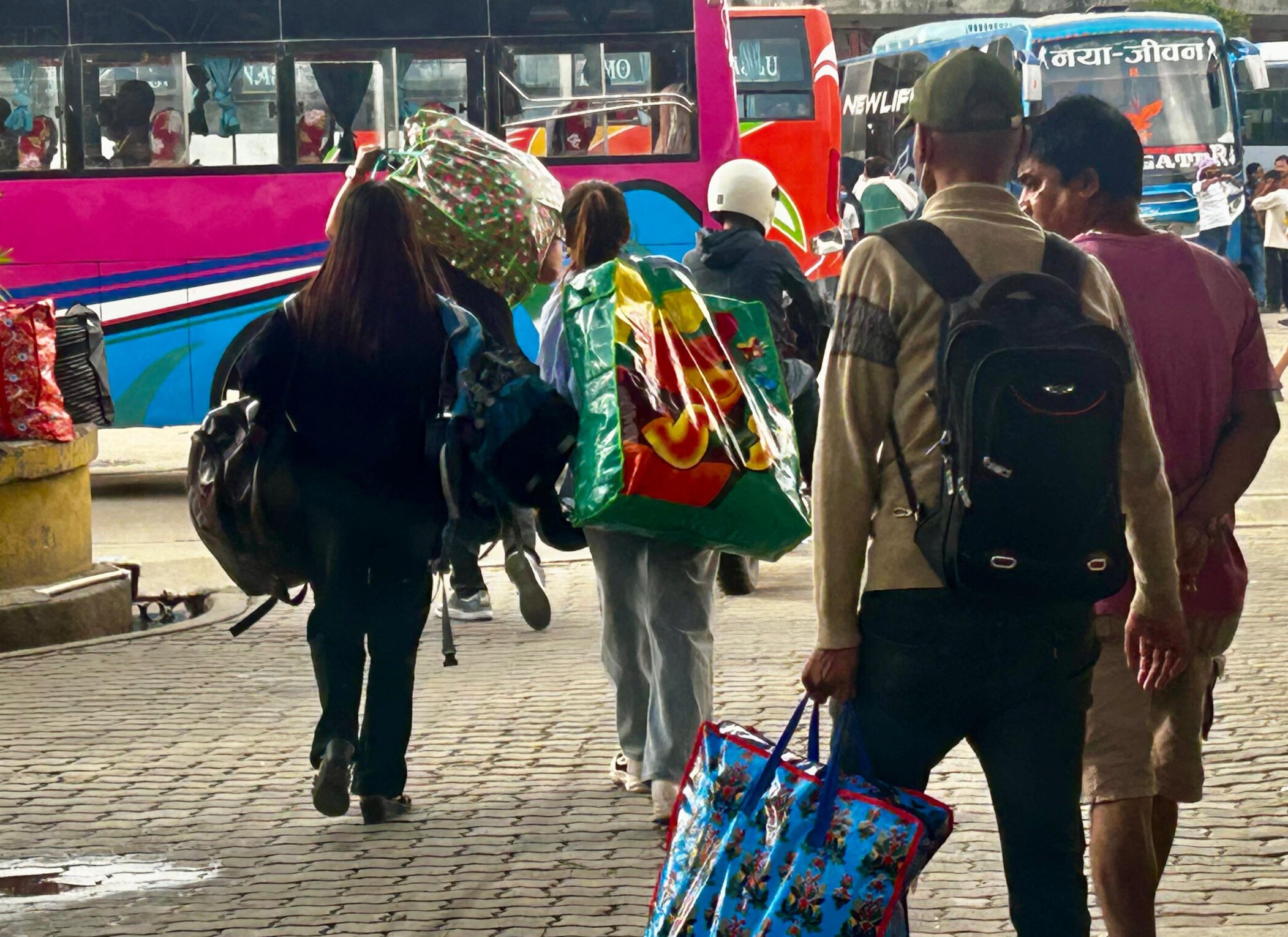 तिहारका लागि करिब छ लाख मानिसहरू काठमाडौँ उपत्यकाबाट बाहिरिने अनुमान