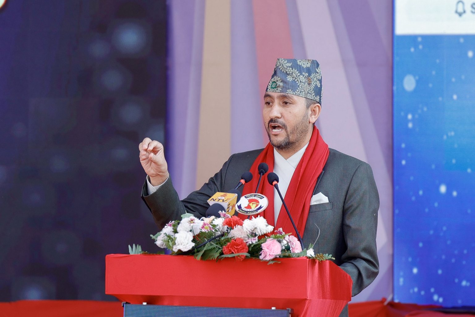 सार्वजनिक प्रसारणलाई गुणस्तरीय, विश्वसनीय र प्रभावकारी बनाइनुपर्छः मन्त्री खरेल