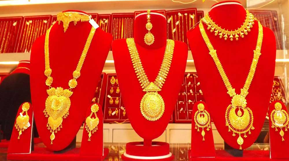 हाल सम्मकै उच्च्च सुनको मुल्य, कतिमा भईरहेको छ कारोबार ?