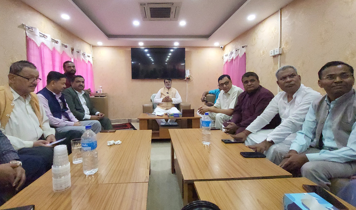 मुख्यमन्त्री नियुक्तिविरूद्ध कांग्रेससहित मधेशका सात दल सर्वोच्च जाने