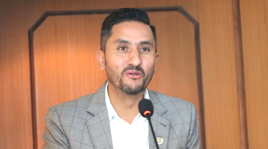 प्रेस काउन्सिललाई मन्त्रालयले हस्तक्षेप गर्दैन : मन्त्री खरेल