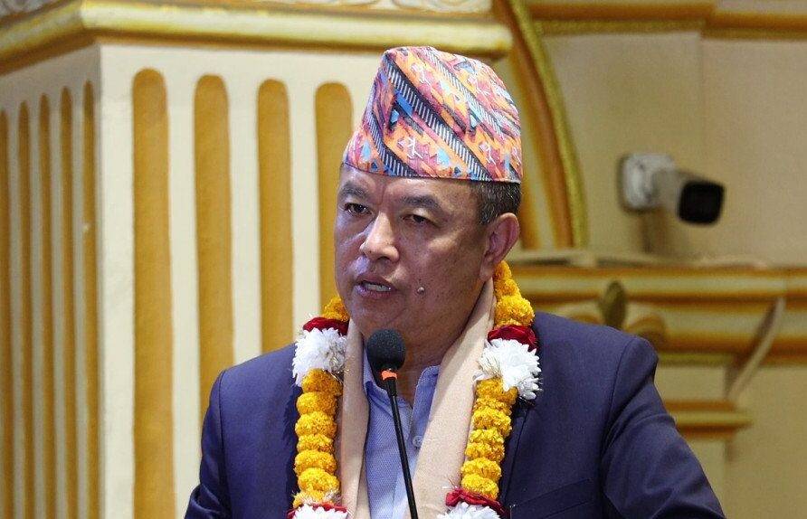 पूर्वप्रहरी महानिरीक्षक खापुङलाई विदेश भ्रमणमा रोक