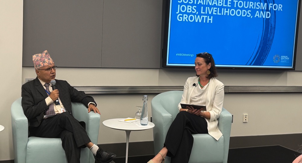 नेपालको भ्रमण गर्न विश्व समुदायलाई अर्थमन्त्री खनालको आग्रह