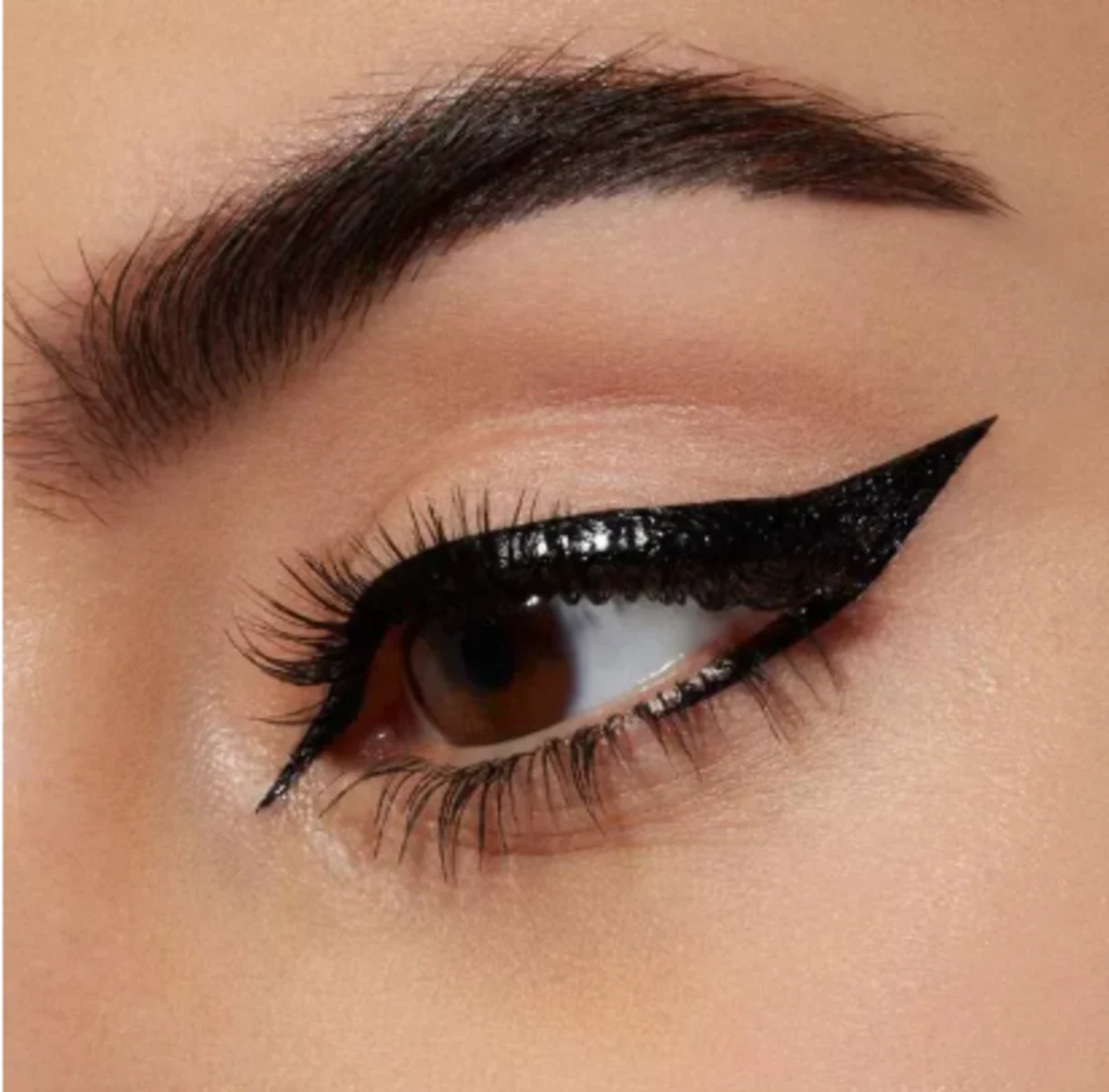 Lakme Absolute Shine Liquid Eye Liner - Black(4.5ml) BUY 1 GET 1 FREE