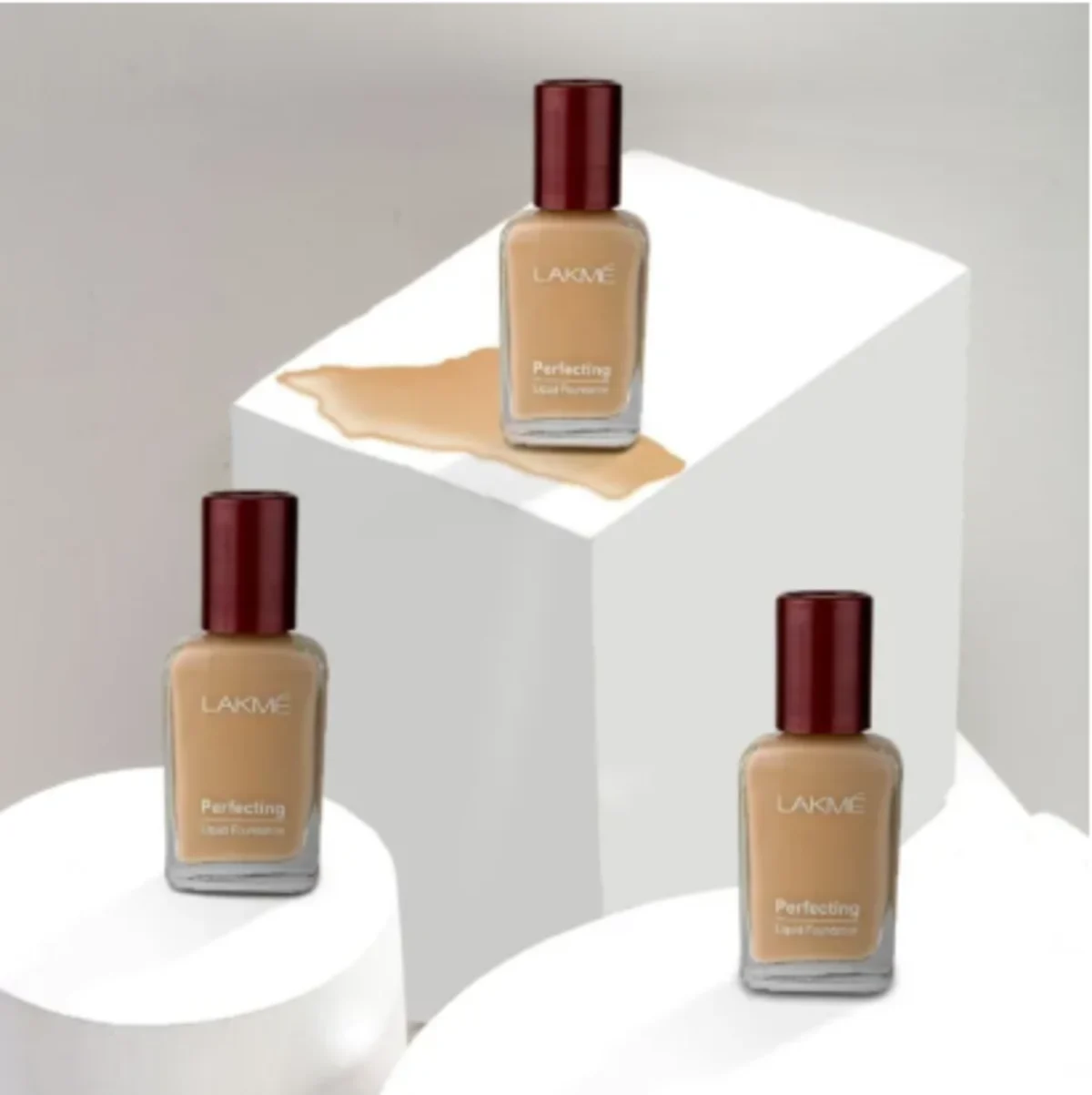 Lakme Perfecting Liquid Foundation Makeup Base for Women Long-lasting Natural Finish 30ML