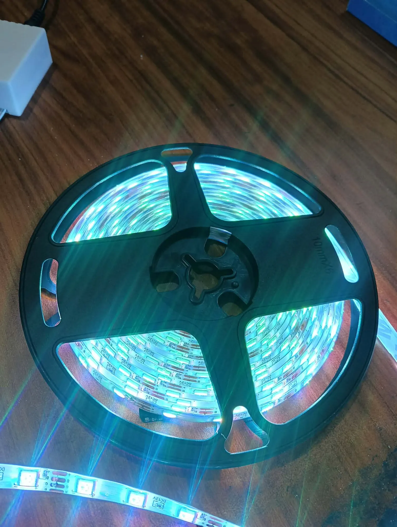 5M RGB LED Strip Light with Remote Control For Room Decoration Lighting.