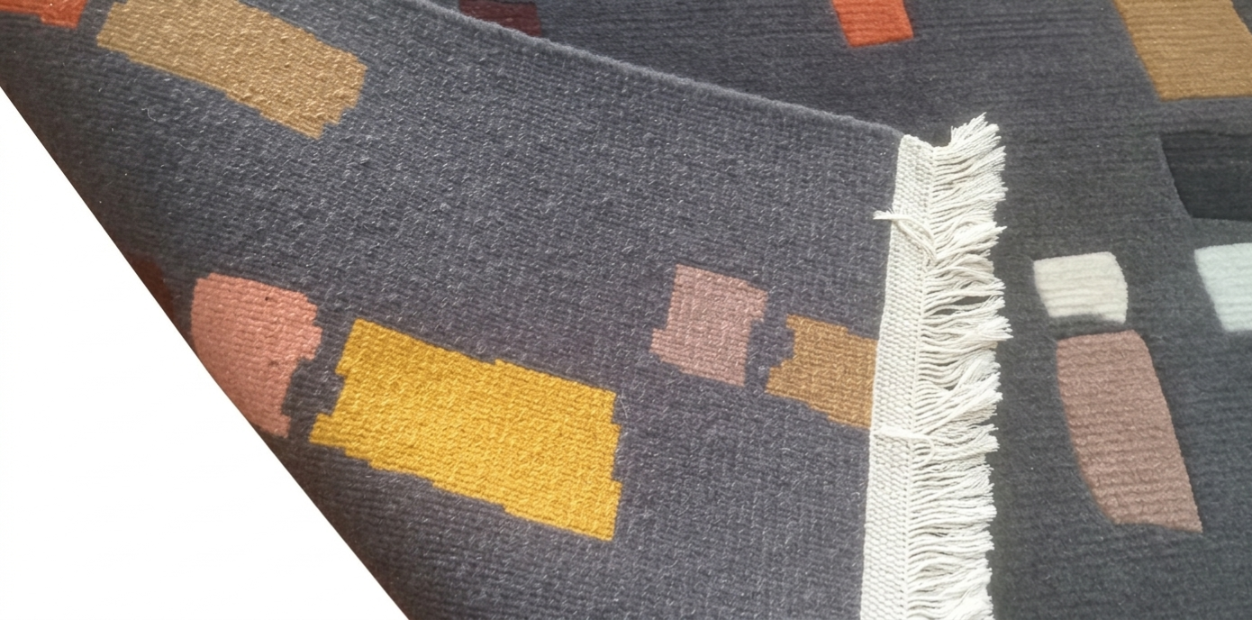 Handknotted Nepali Wool Carpet 60 Knots Navy Blue Modern Design 3.02 Ft x 5.34 Ft