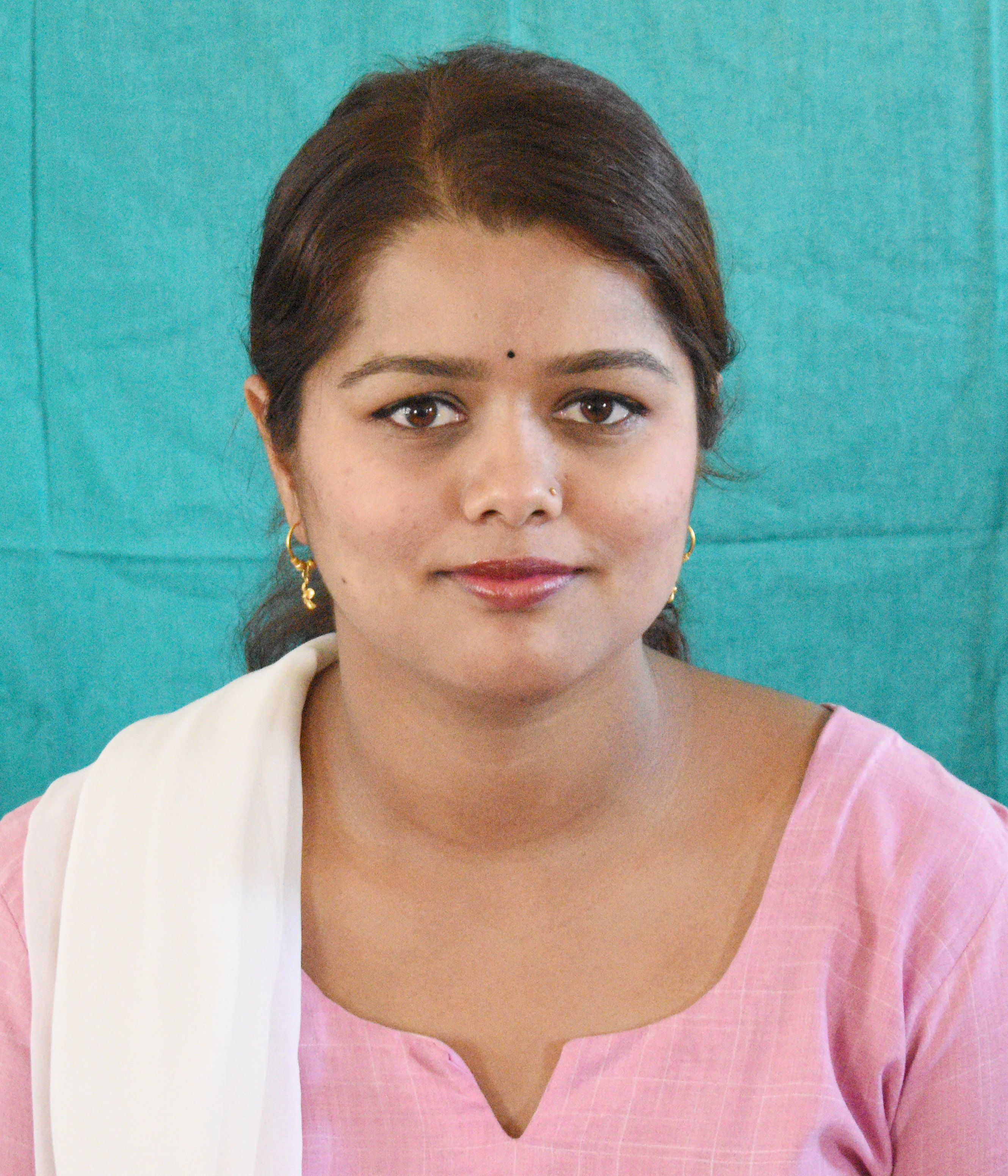 Diamond School staff image Pinky Sunar 
